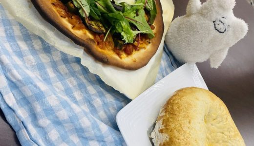 夏野菜とブッラータチーズのピザを焼こう！ウズベクノンも焼くよ」（2025年9月15日）を開催しました